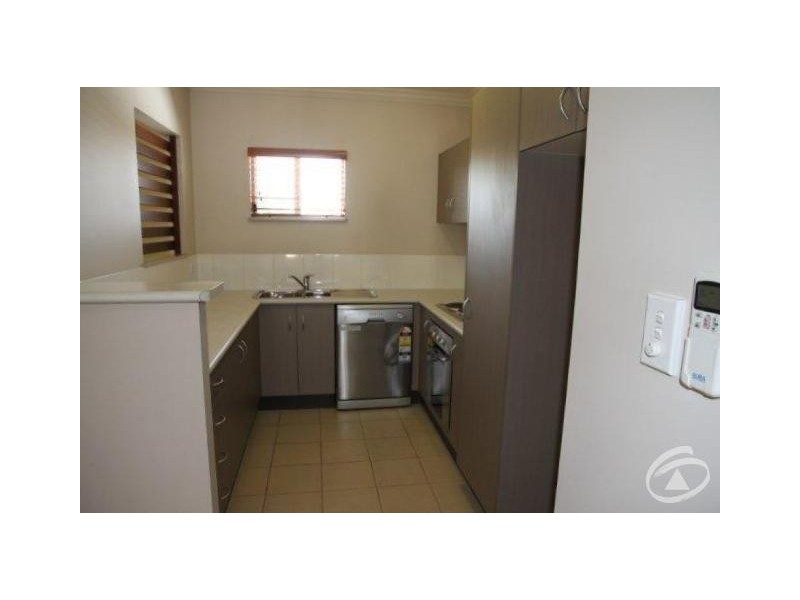 317/22 Ward Street, Mooroobool QLD 4870