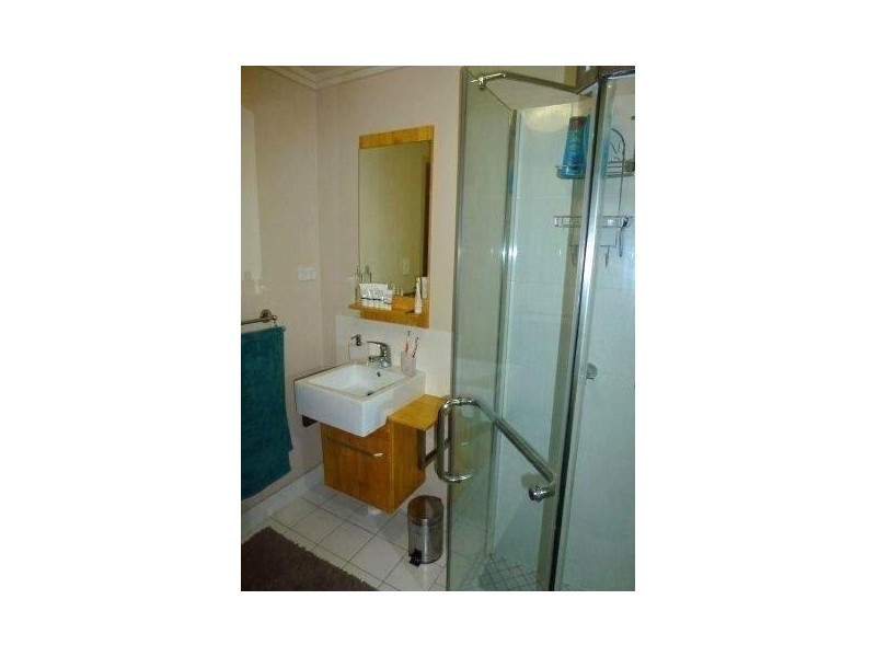 317/22 Ward Street, Mooroobool QLD 4870