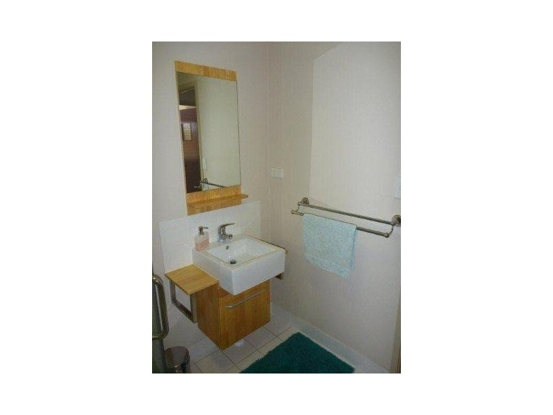 317/22 Ward Street, Mooroobool QLD 4870