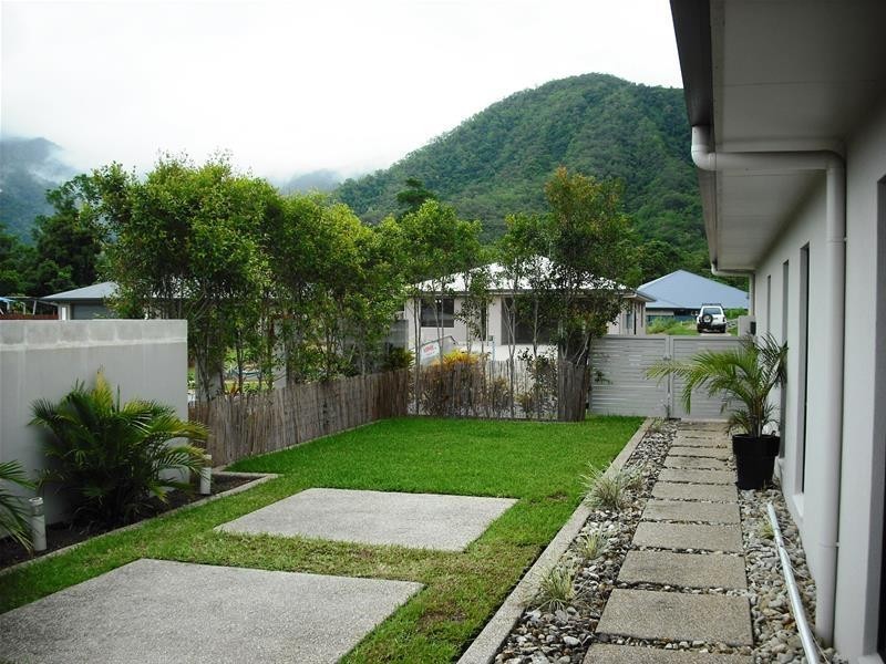 Bentley Park QLD 4869