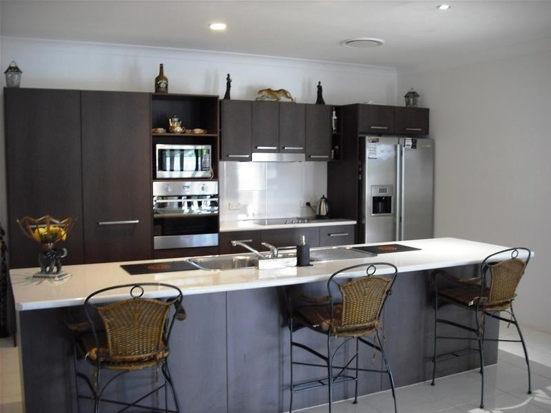 Bentley Park QLD 4869