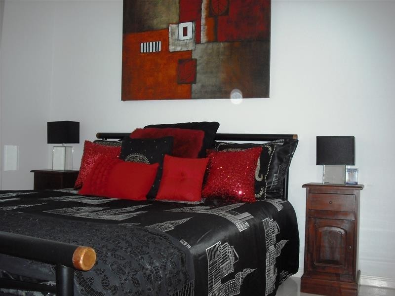 Bentley Park QLD 4869