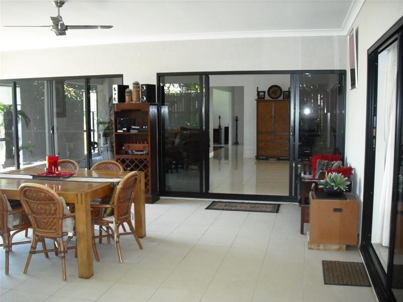 Bentley Park QLD 4869