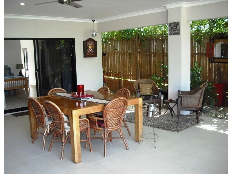 Bentley Park QLD 4869