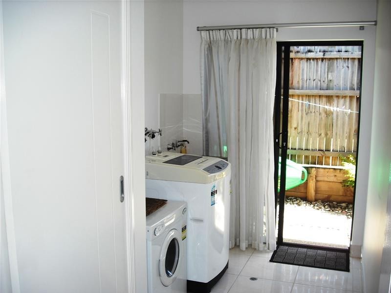 Bentley Park QLD 4869