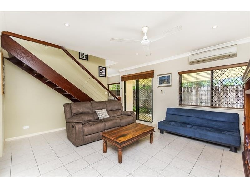 3/63-65 Kamerunga Road, Stratford QLD 4870