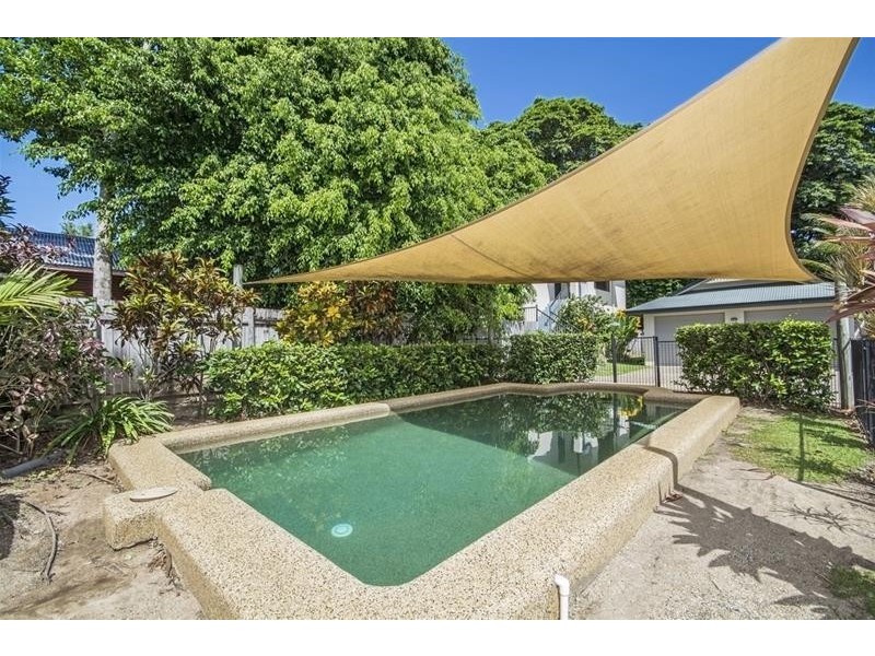 3/63-65 Kamerunga Road, Stratford QLD 4870