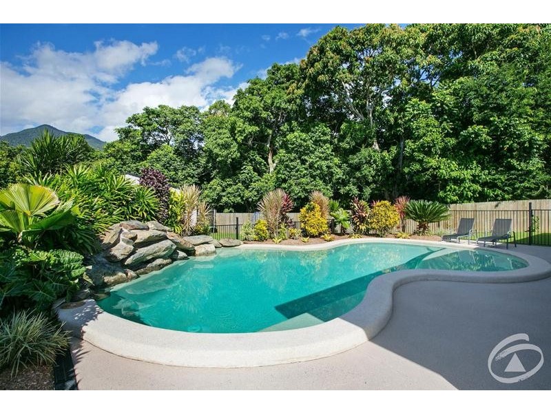 2 Blackwood Place, Bentley Park QLD 4869