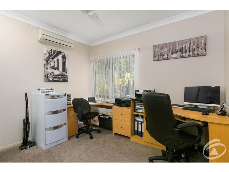 2 Blackwood Place, Bentley Park QLD 4869