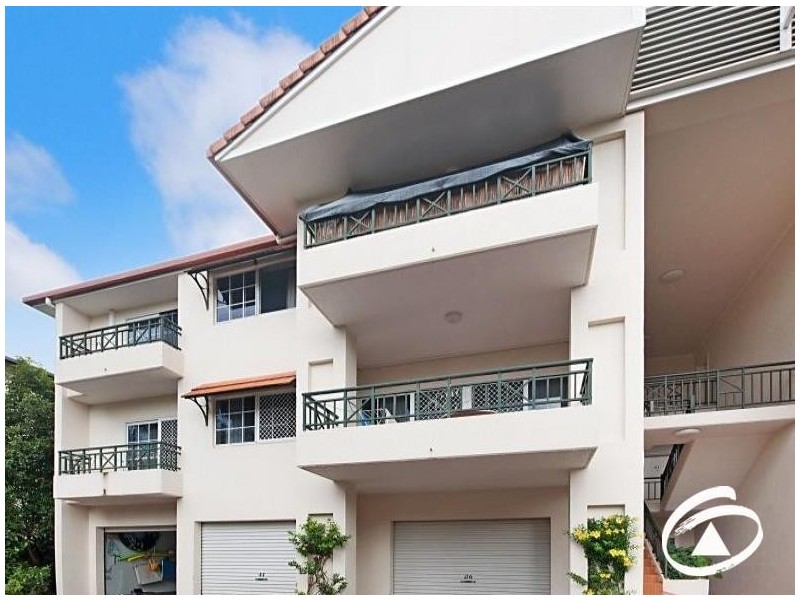 44/327 lake Street, Cairns North QLD 4870