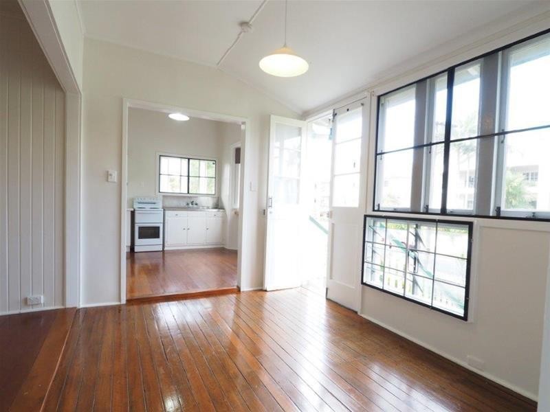 1/81 Digger Street, Cairns North QLD 4870