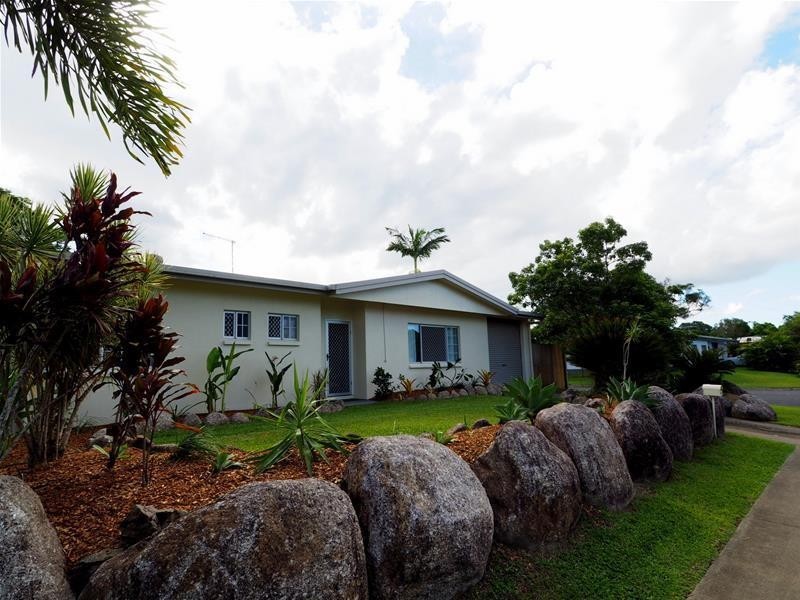 33 Tiffany Street, White Rock QLD 4868