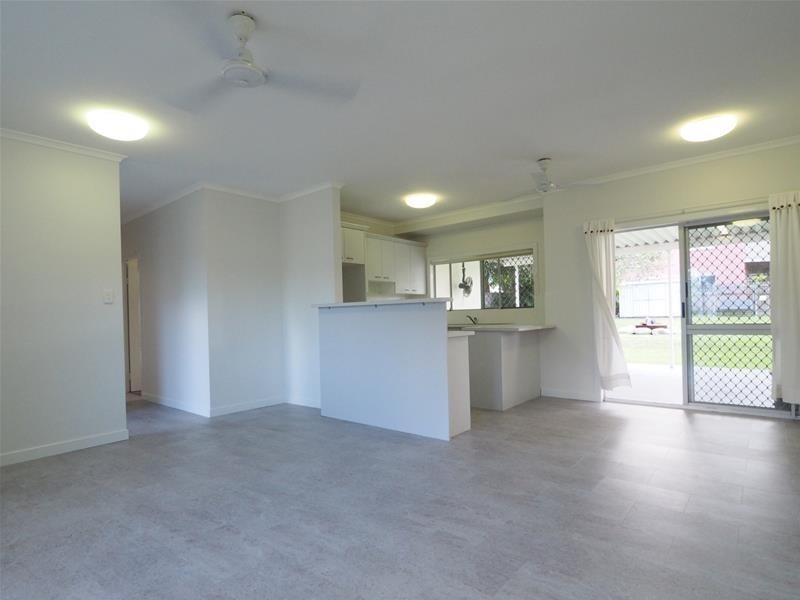 33 Tiffany Street, White Rock QLD 4868