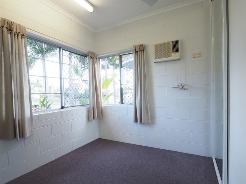 33 Tiffany Street, White Rock QLD 4868