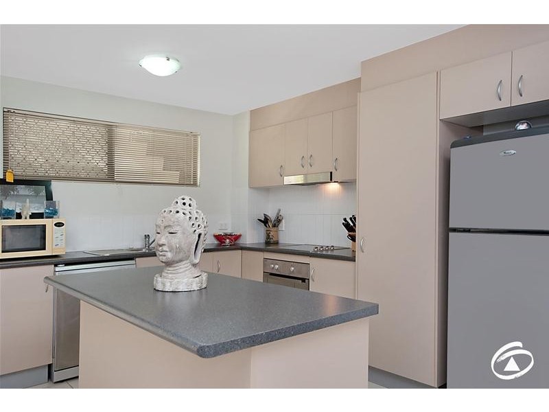 10/82 Martyn Street, Cairns North QLD 4870