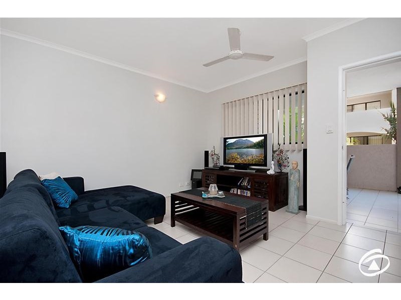10/82 Martyn Street, Cairns North QLD 4870