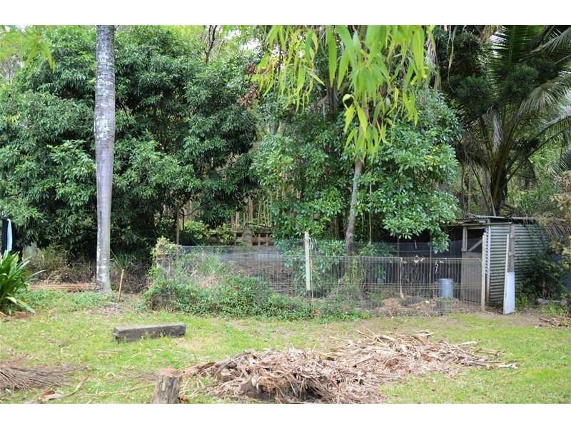 108 Machans Beach Road, Machans Beach QLD 4878