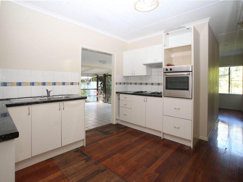 108 Machans Beach Road, Machans Beach QLD 4878