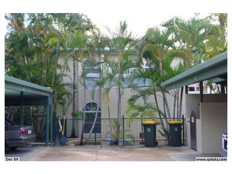 4/9 Balaclava Road, Earlville QLD 4870