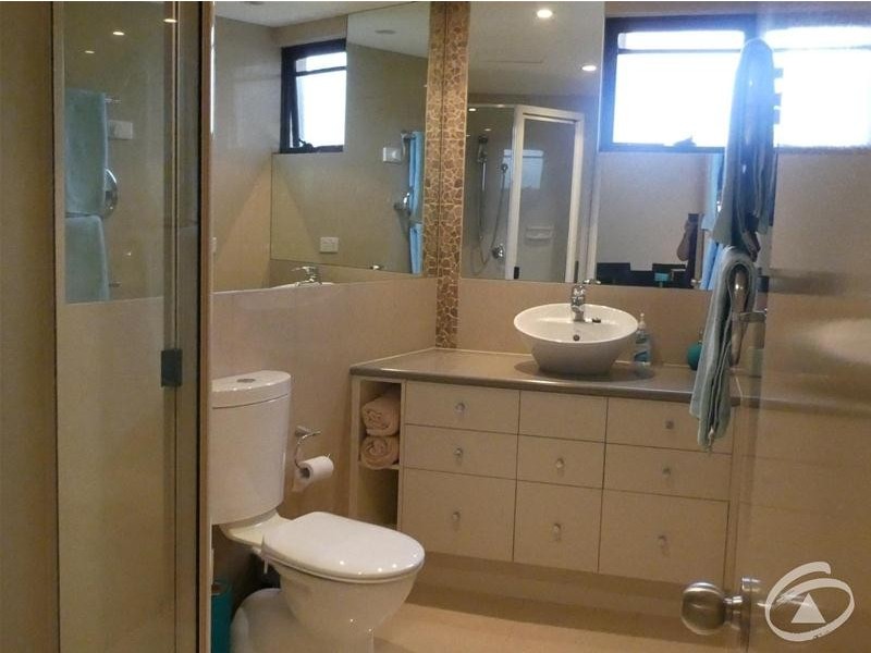 11/281 The Esplanade, Cairns North QLD 4870
