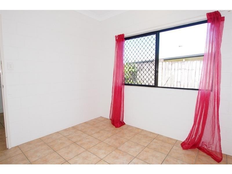 6 Sailfish Close, Kanimbla QLD 4870