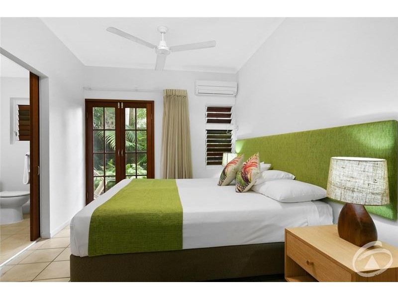 4/10-14 Amphora Street, Palm Cove QLD 4879