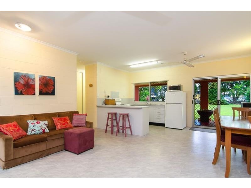 Bentley Park QLD 4869