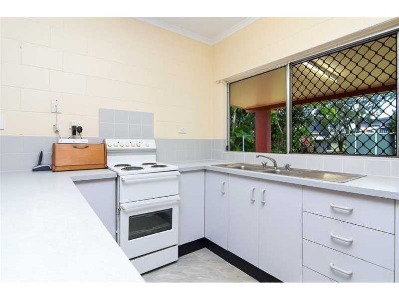 Bentley Park QLD 4869