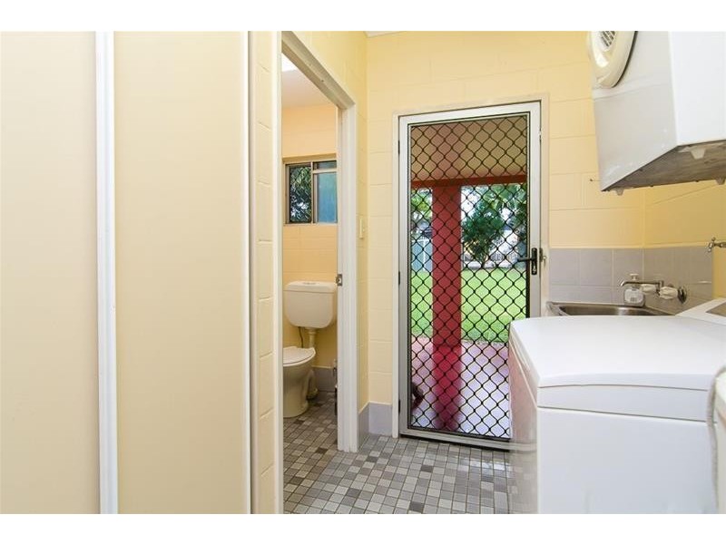 Bentley Park QLD 4869