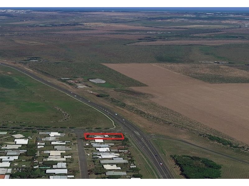 76 Yurongi Street, Caravonica QLD 4878