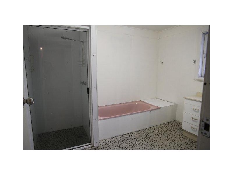 88 Progress Road, White Rock QLD 4868