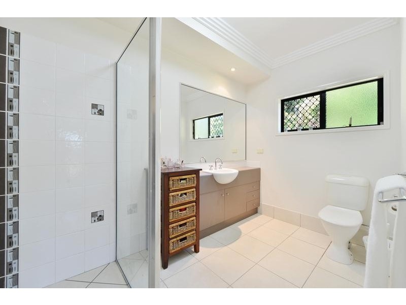 19 Playford Close, Brinsmead QLD 4870