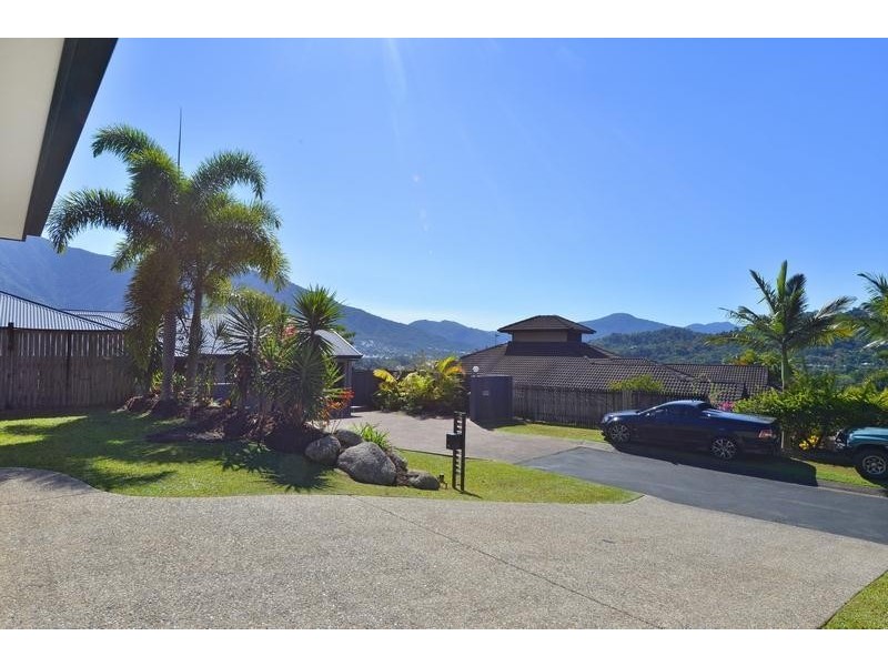 19 Playford Close, Brinsmead QLD 4870