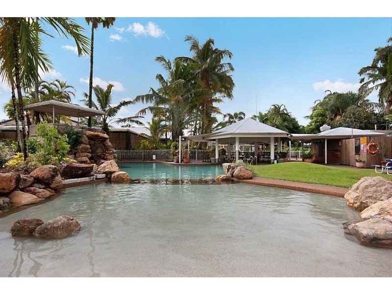 323/1 Anderson Road, Woree QLD 4868