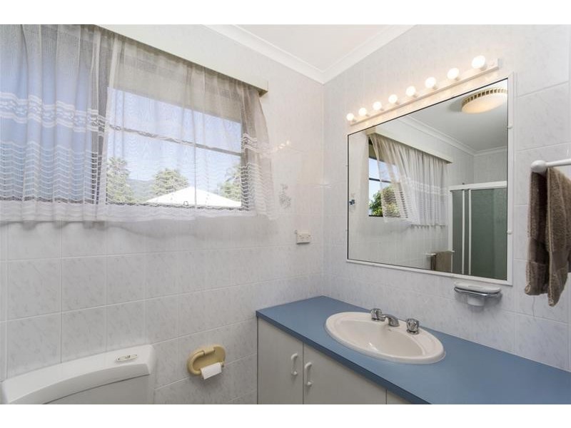 18 Adam Drive, Brinsmead QLD 4870