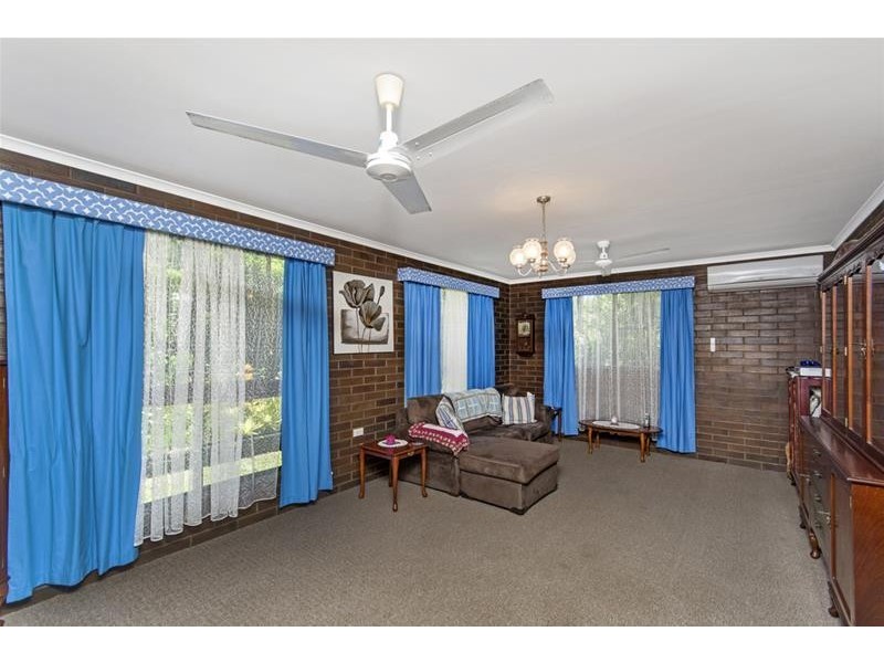 18 Adam Drive, Brinsmead QLD 4870