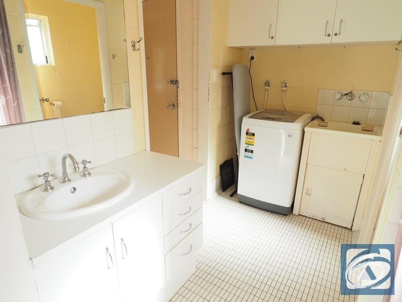 8/33 Rutherford Street, Yorkeys Knob QLD 4878