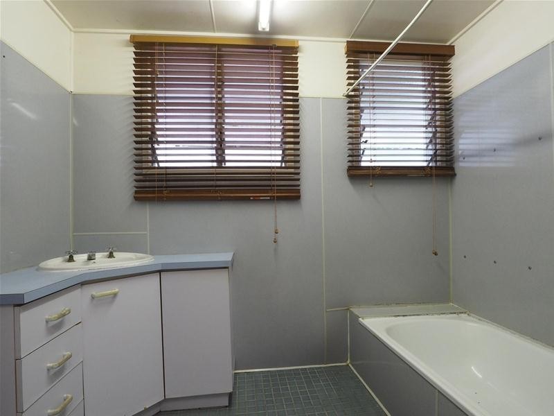 8 Marr Street, Edmonton QLD 4869