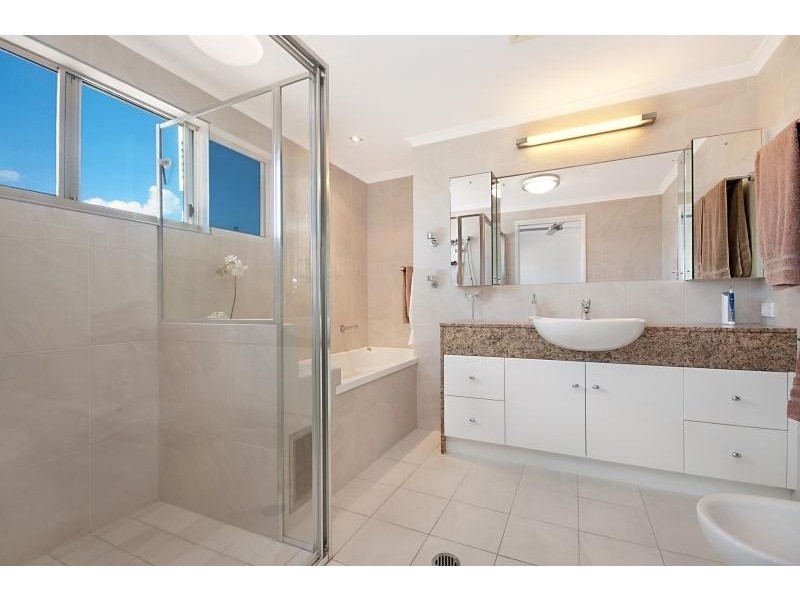 23/144 Abbott Street, Cairns City QLD 4870