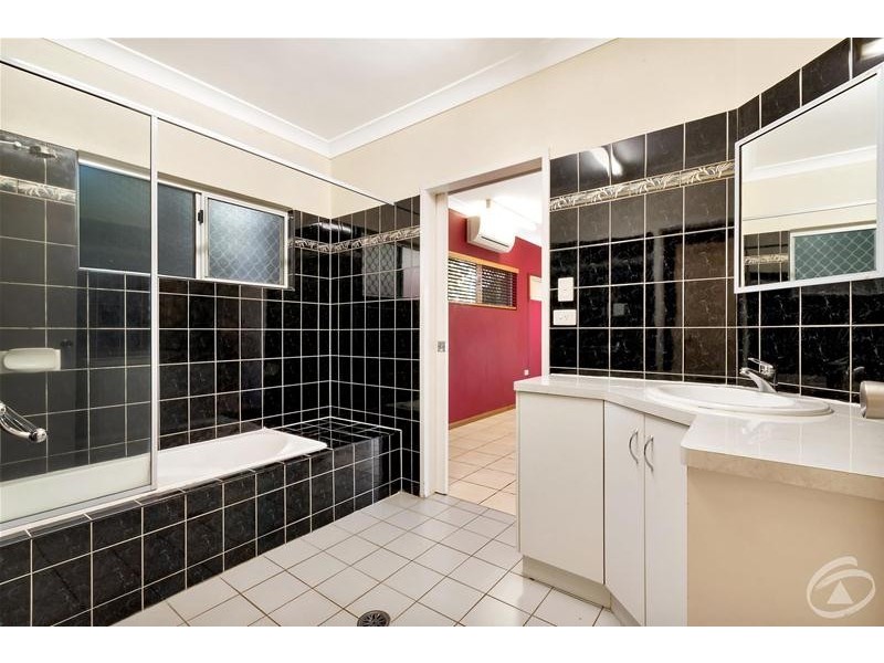 25 Barnard Drive, Mount Sheridan QLD 4868