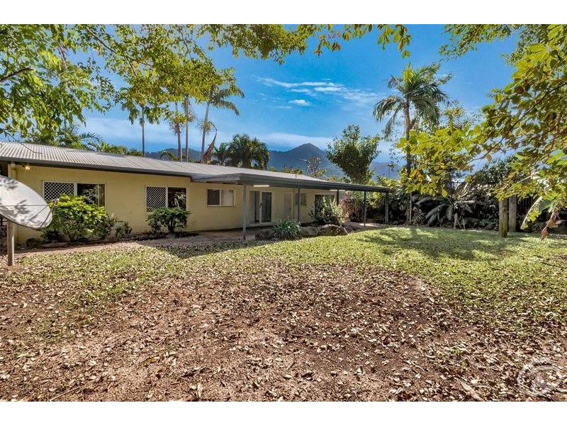 25 Barnard Drive, Mount Sheridan QLD 4868