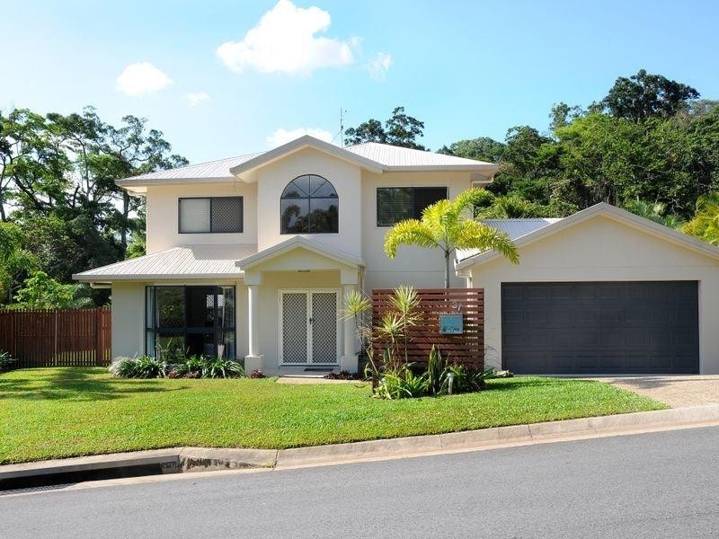 37 Greendale Close, Brinsmead QLD 4870