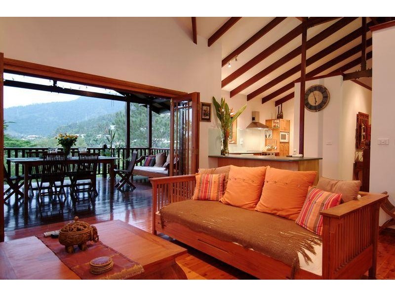 139 Sydney Street, Bayview Heights QLD 4868