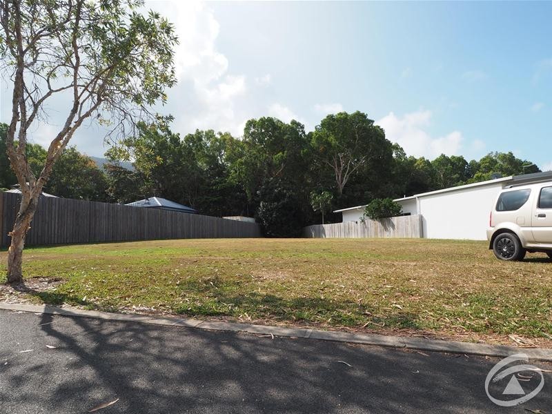 10 Sennfeld Close, Palm Cove QLD 4879