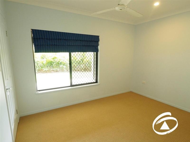 7 Tradewinds Close, Redlynch QLD 4870