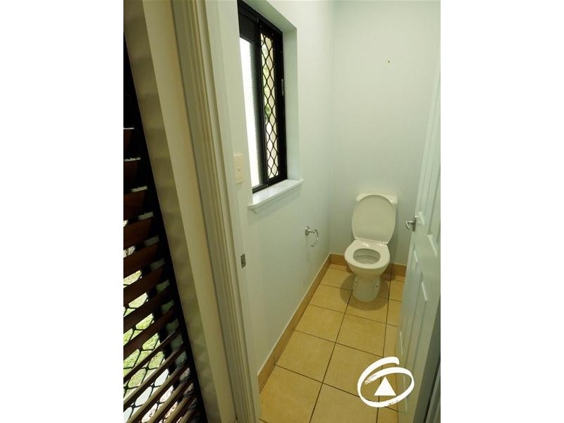 7 Tradewinds Close, Redlynch QLD 4870