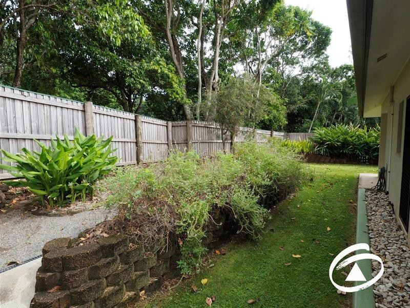 7 Tradewinds Close, Redlynch QLD 4870