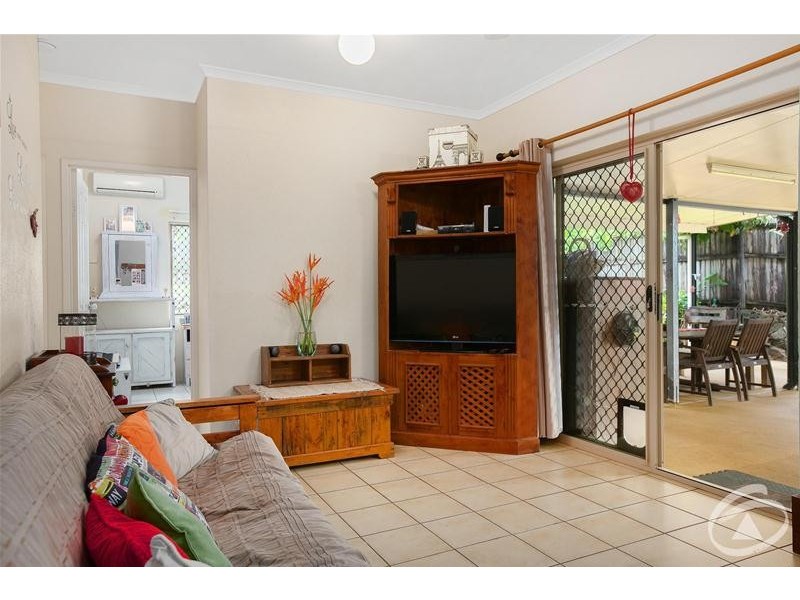 31 Pilosa Street, Redlynch QLD 4870