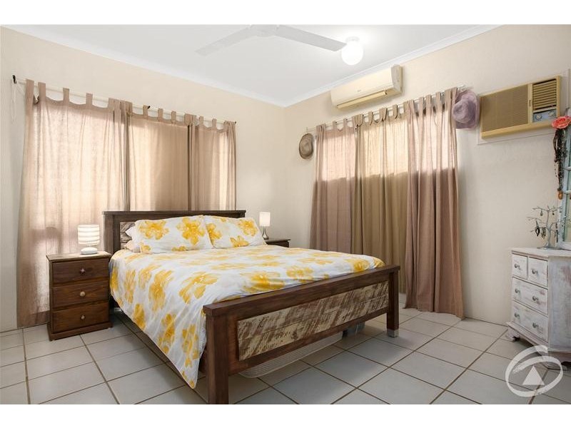 31 Pilosa Street, Redlynch QLD 4870