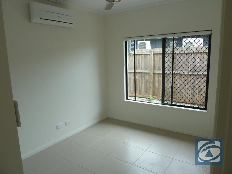 8 Tati Close, Bentley Park QLD 4869